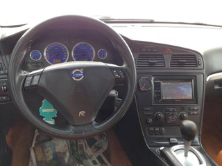 Illustration for article titled For $4,900CA, This 2004 Volvo V70R Could Be Your Canadian Club